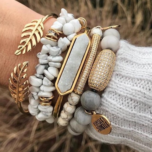 🆕 Kinsley Armelle GLITZ KHAKI BRACELET - Picture 2 of 8